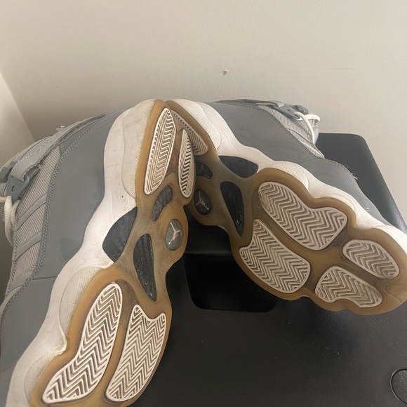 JORDAN 11’s - Picture 7 of 10